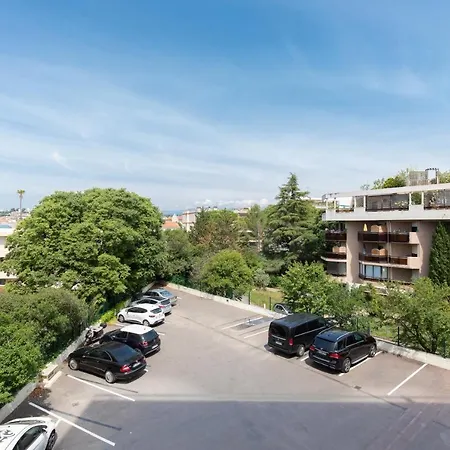 Choice Dispo Centre 2 Terrasses 2 Chbres 6p Parking Prive 公寓 *